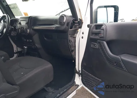 2015 Jeep Wrangler Unlimited Sport из США, поврежденный, VIN 1C4BJWDG3FL522662